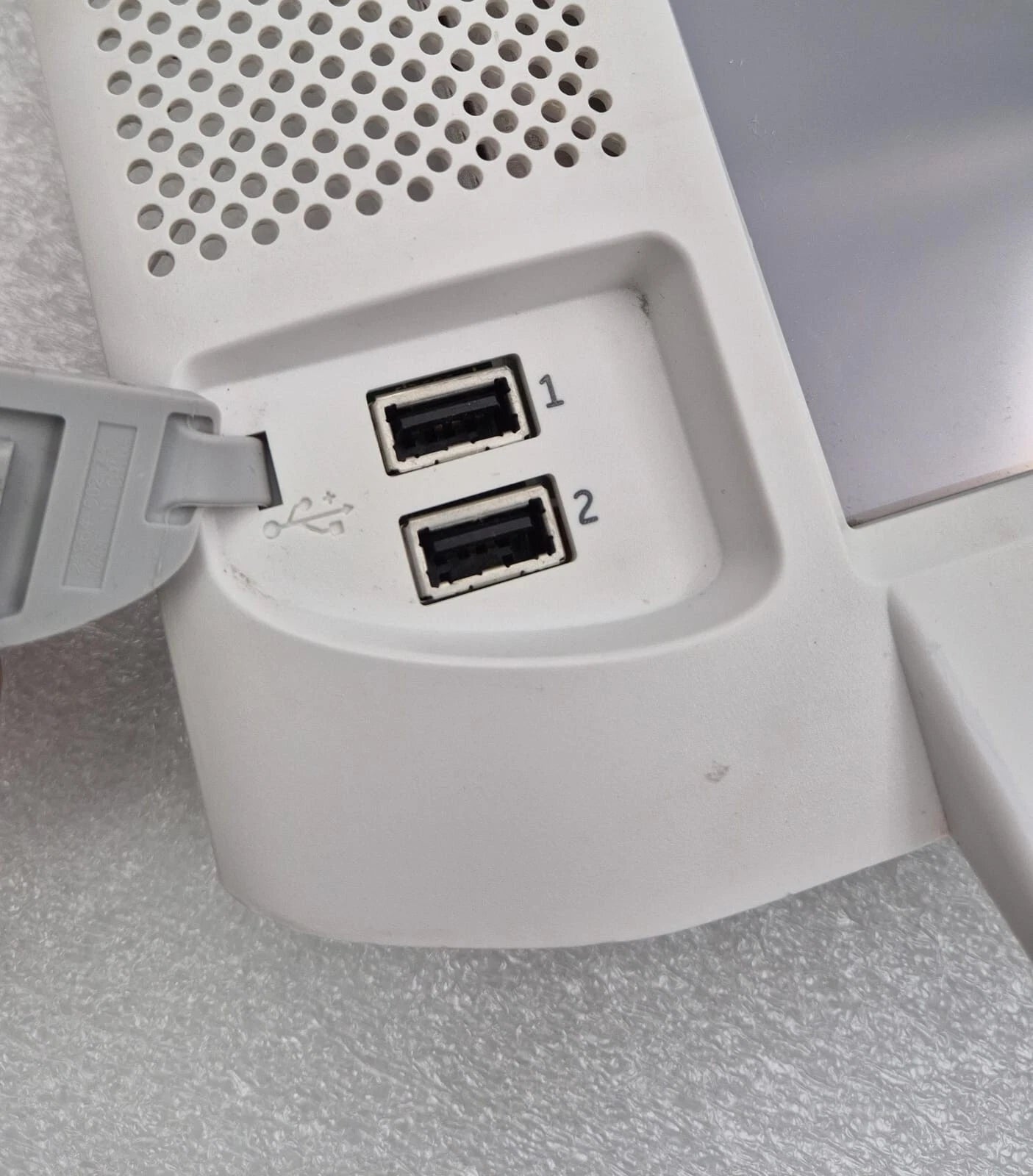 GE Vivid E9 ultrasound touch screen monitor 9375-00602-505 GA200091 EsterLine display module