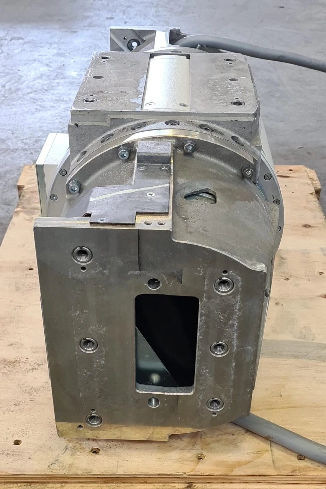 Philips tube housing rear opening panel detail