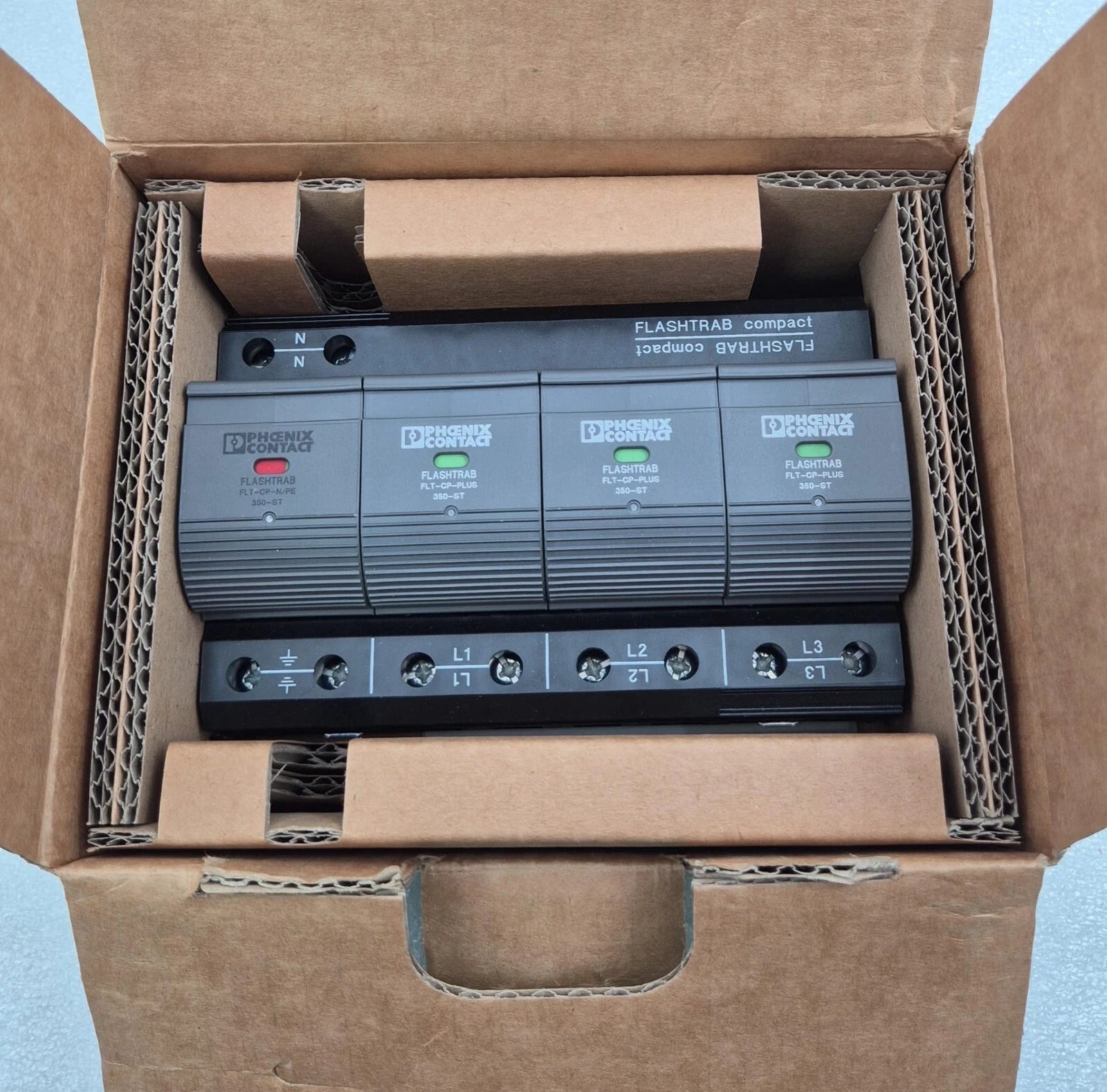 FLT-CP-PLUS-3S-350 surge protector inside box