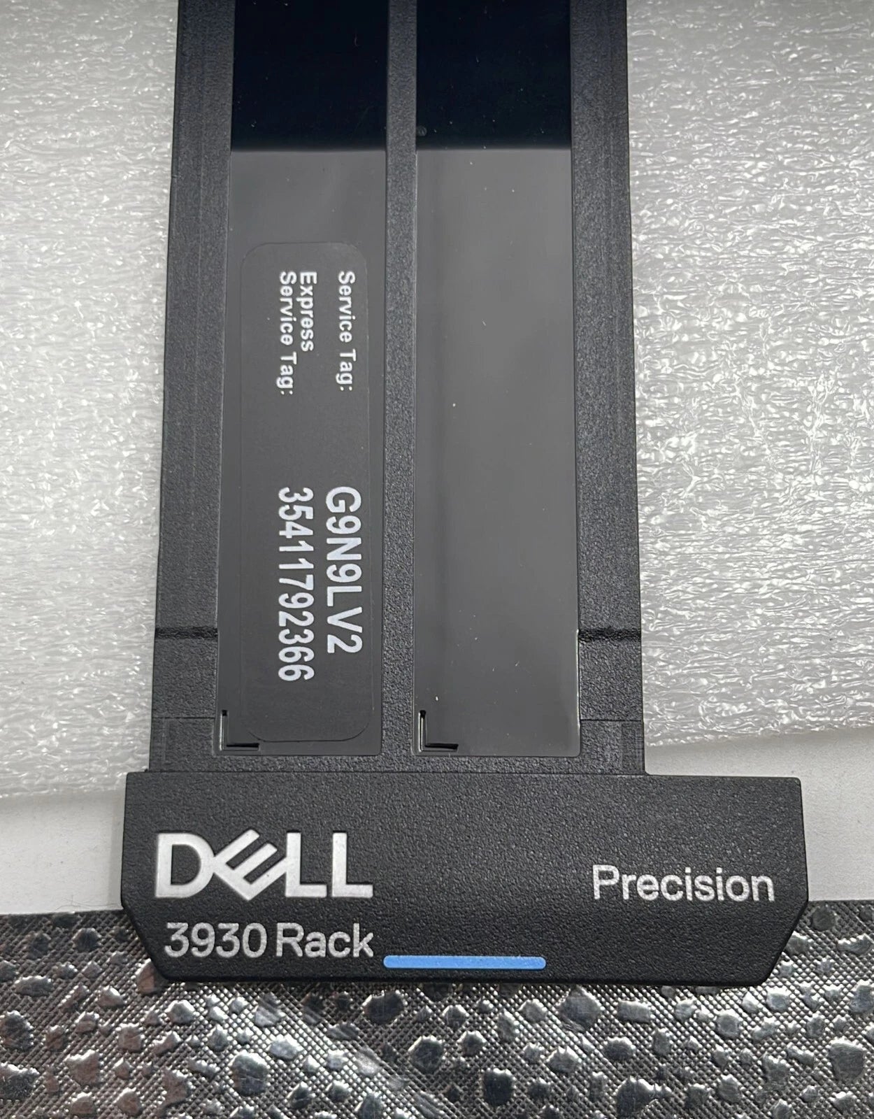 DELL Precision 3930 Rack i7-8700k Nvidia OUADRO P2000 16GB 2Rx8 2TB 7200RPM