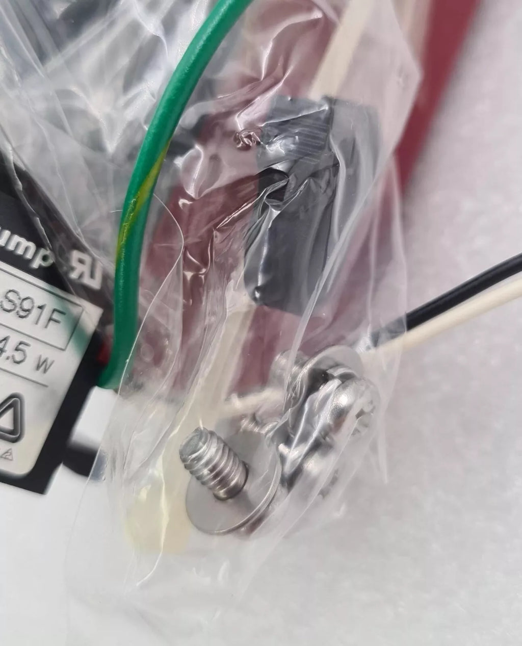 NEW - Iwaki Bellows Pump KBR-3XCU1M 100V 4.5W