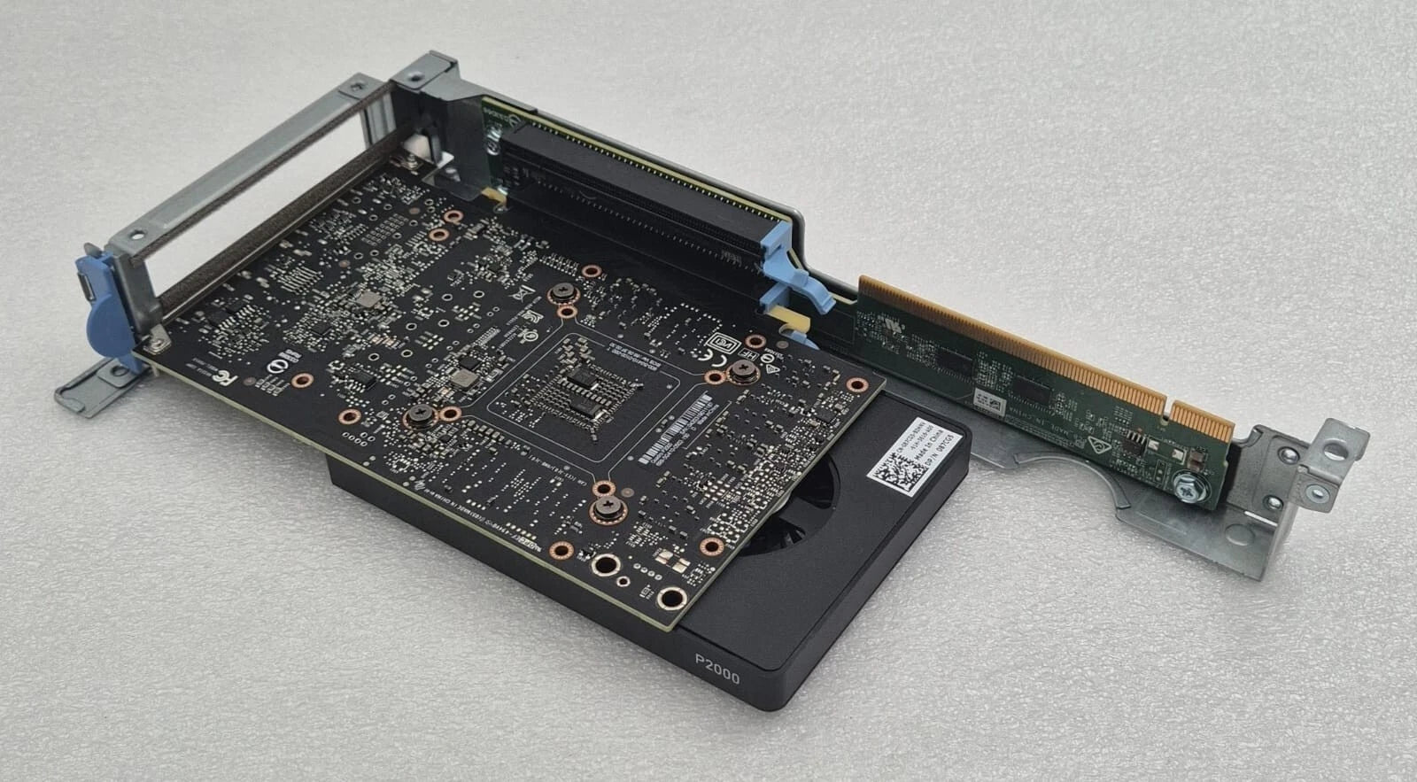 DELL Precision 3930 Rack i7-8700k Nvidia OUADRO P2000 16GB 2Rx8 2TB 7200RPM
