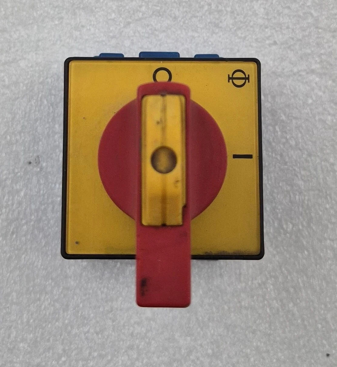 KRAUS & NAIMER KH16 DISCONNECT POWER CONTROL SWITCH ON-OFF