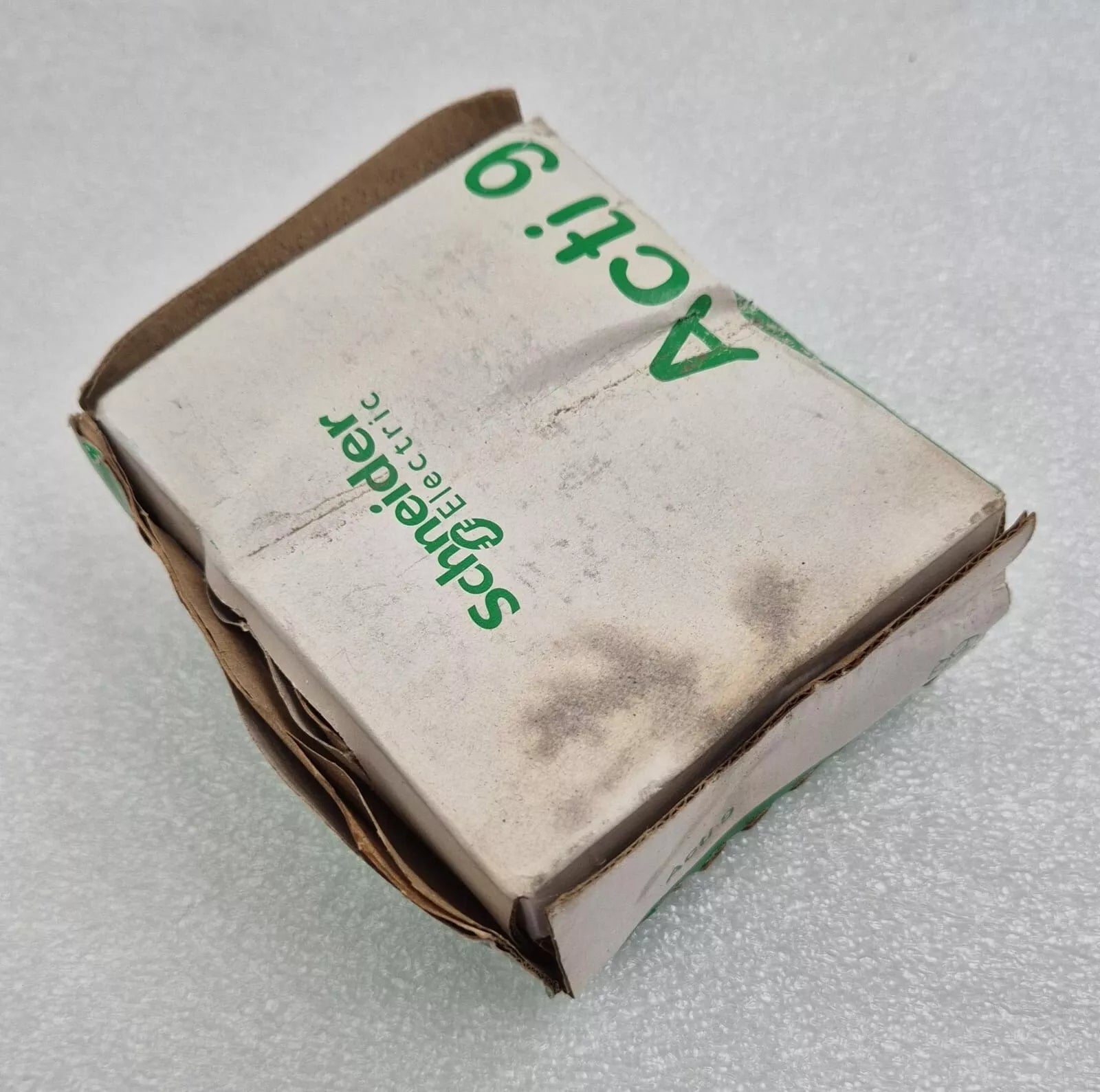 NEW - Schneider Electric Acti 9 iID A9R08263 Circuit Breaker 2P 63A 30mA-A 110V