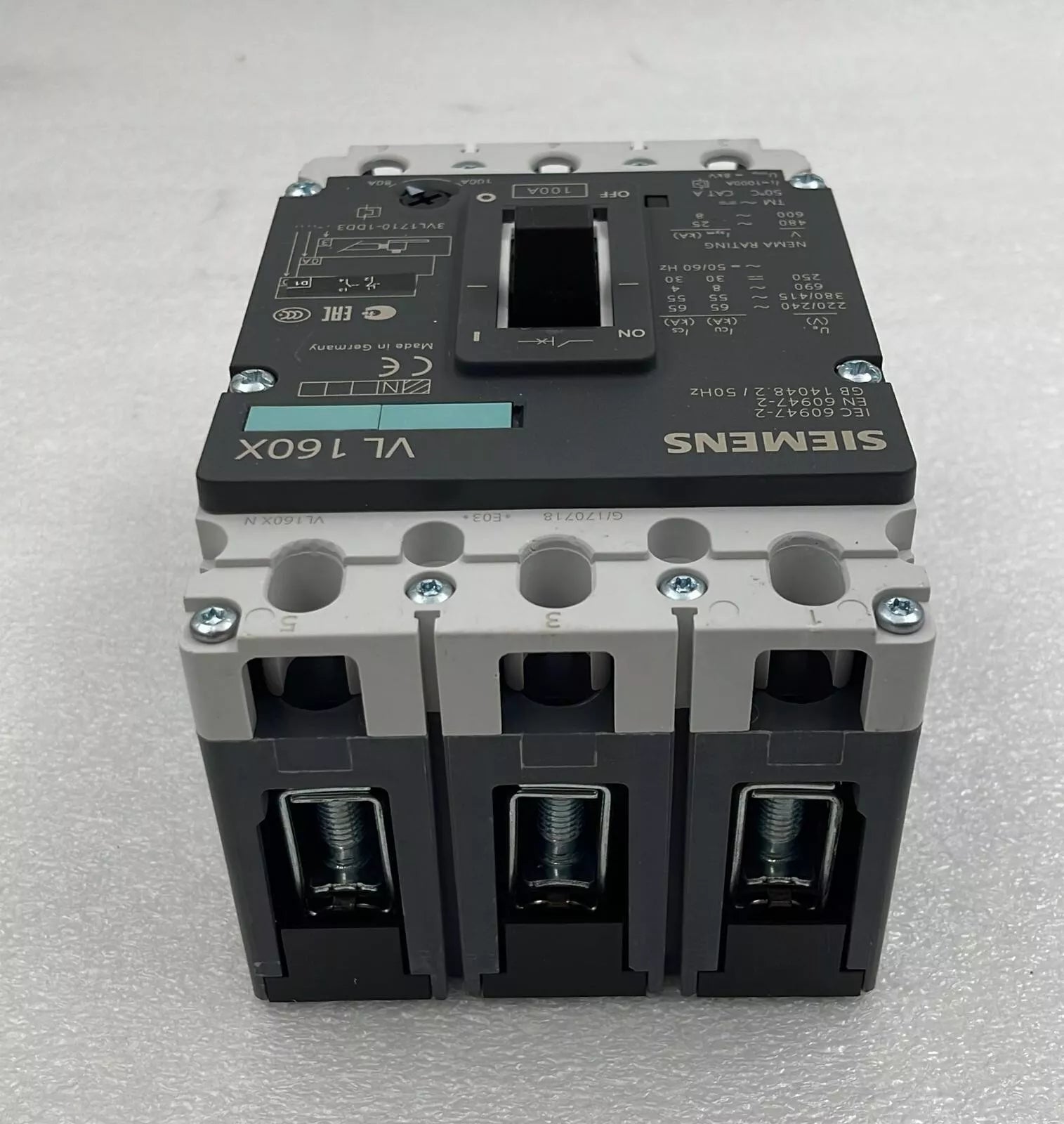 Siemens VL160X Circuit Breaker 3VL1710-1DD33-0AA0