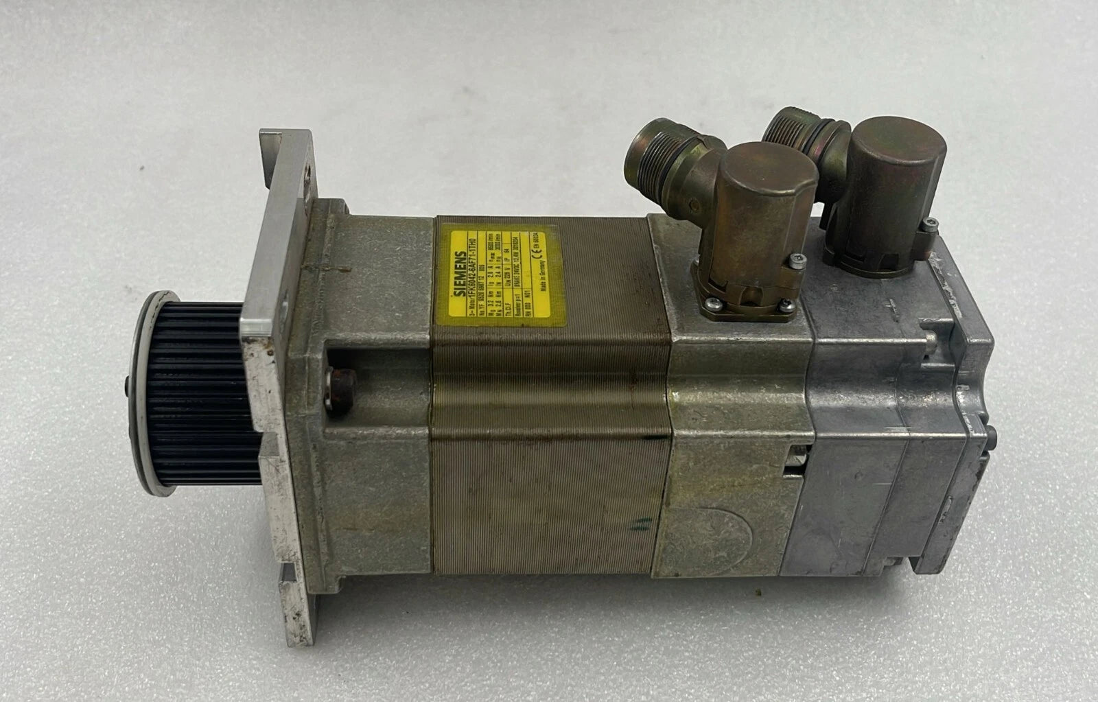 Siemens 1FK6042-6AF71-1TH0 Servo Motor