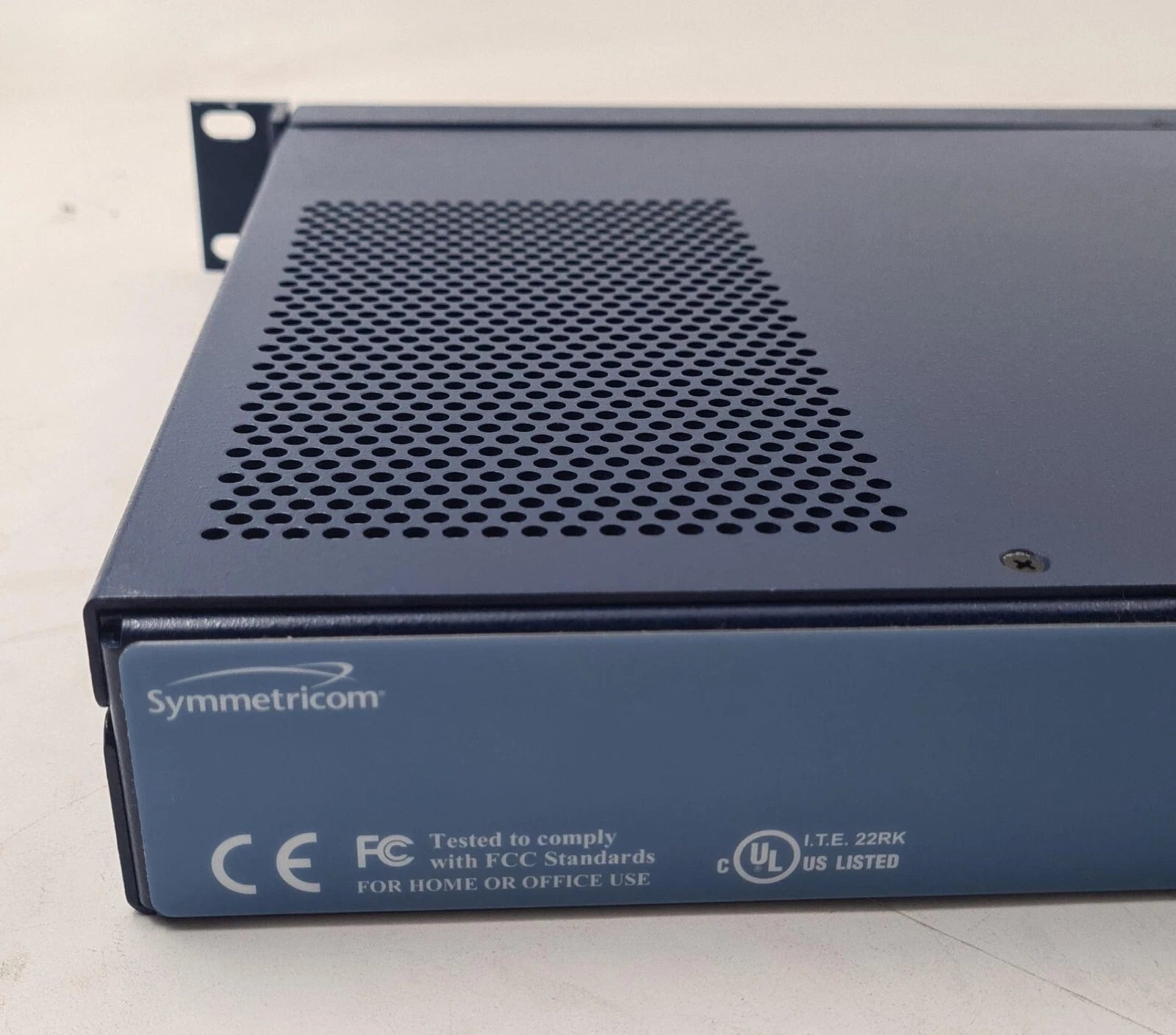 Symmetricom SyncServer S200 Network Time Server 1520R-S200 Option OCXO