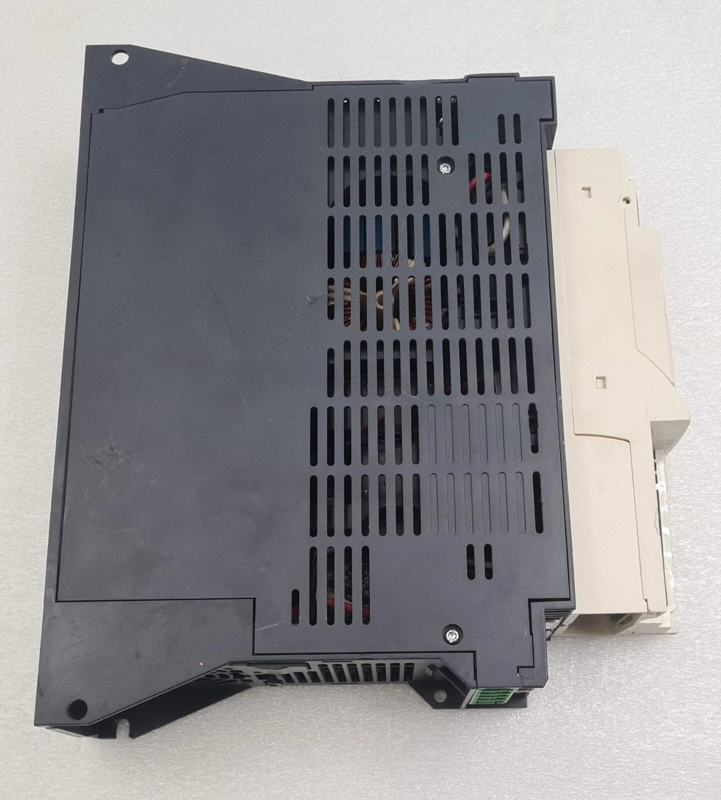 B&R Automation ACOPOS inverter P74 8I74T400400.010-1 4kW 5HP 380-500V **AS-IS**