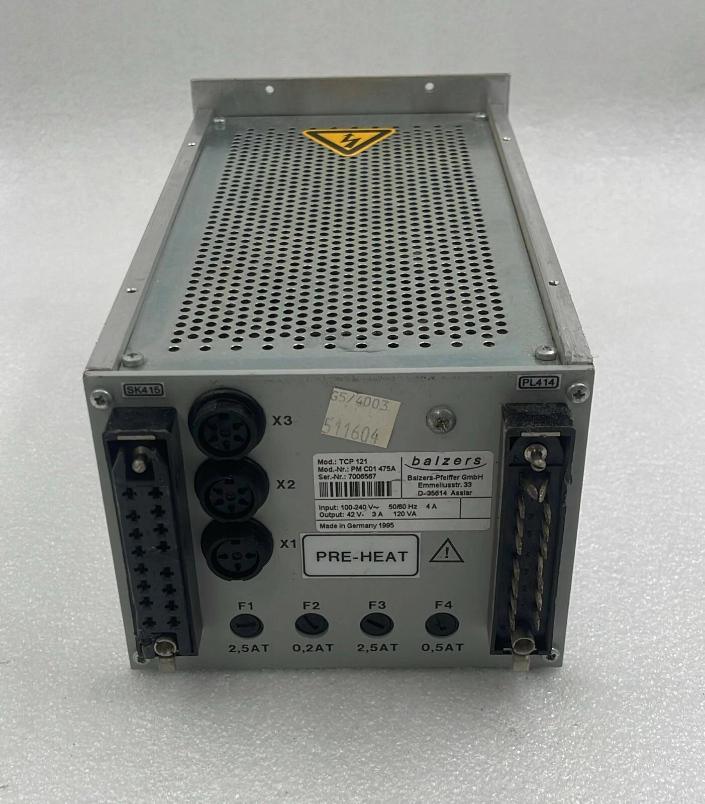 Pfeiffer Balzers TCP 121 Turbo Pump Controller PM C01 475A **AS IS