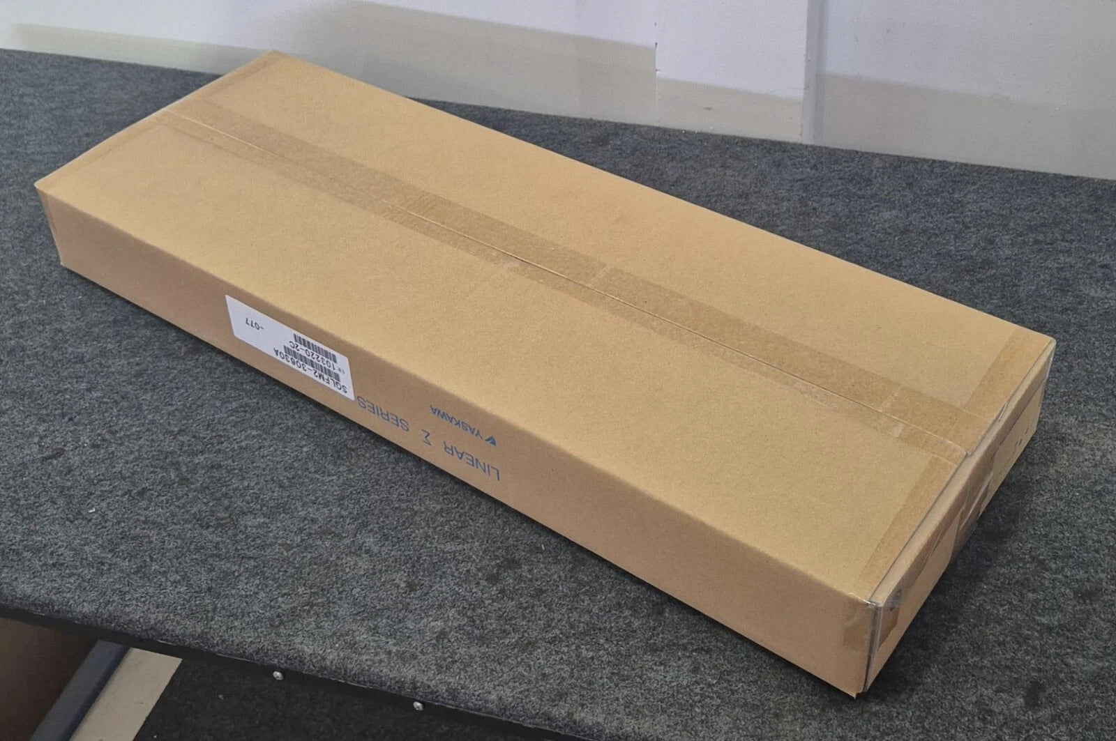 Yaskawa SGLFM2-30630A linear Σ series 630mm magnetic rail