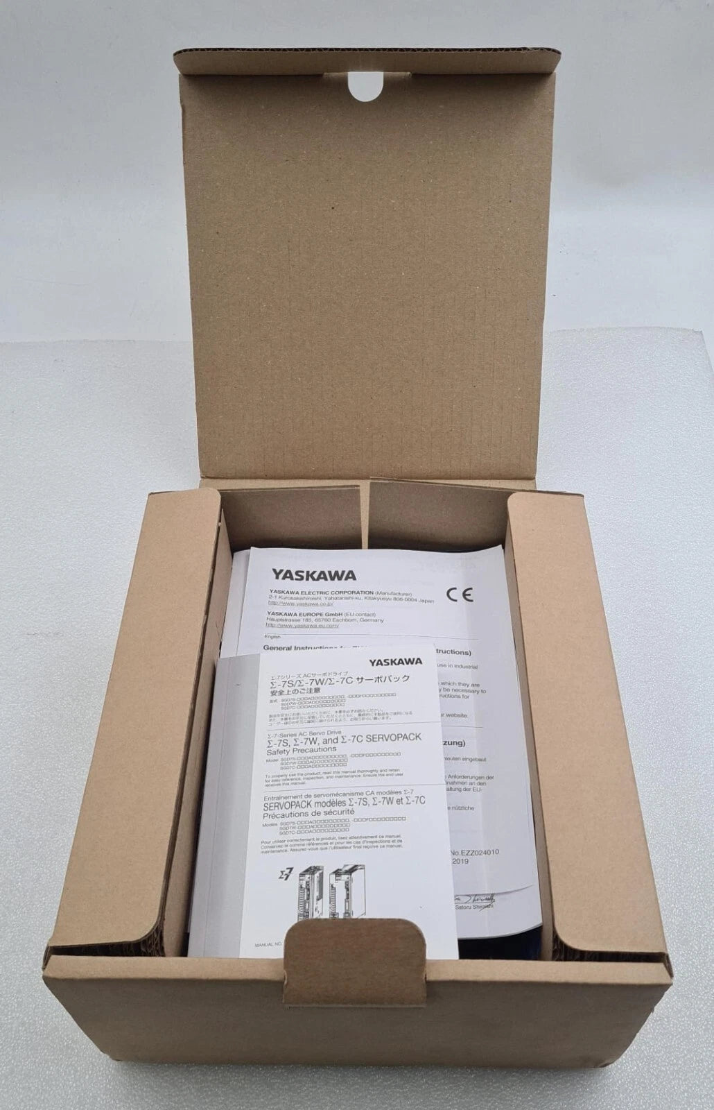 NEW - YASKAWA SERVOPACK SGD7S-R90AA0A Servo Driver 200V
