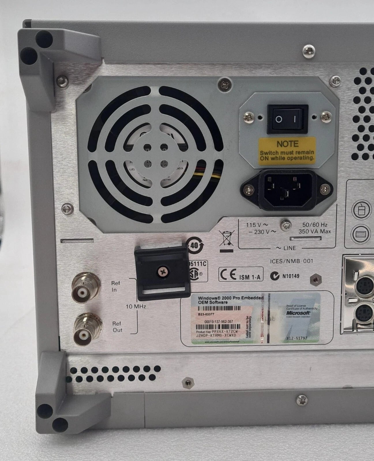 Agilent Technologies E5061A 300kHz - 1.5GHz ENA Series Network Analyzer 015 150