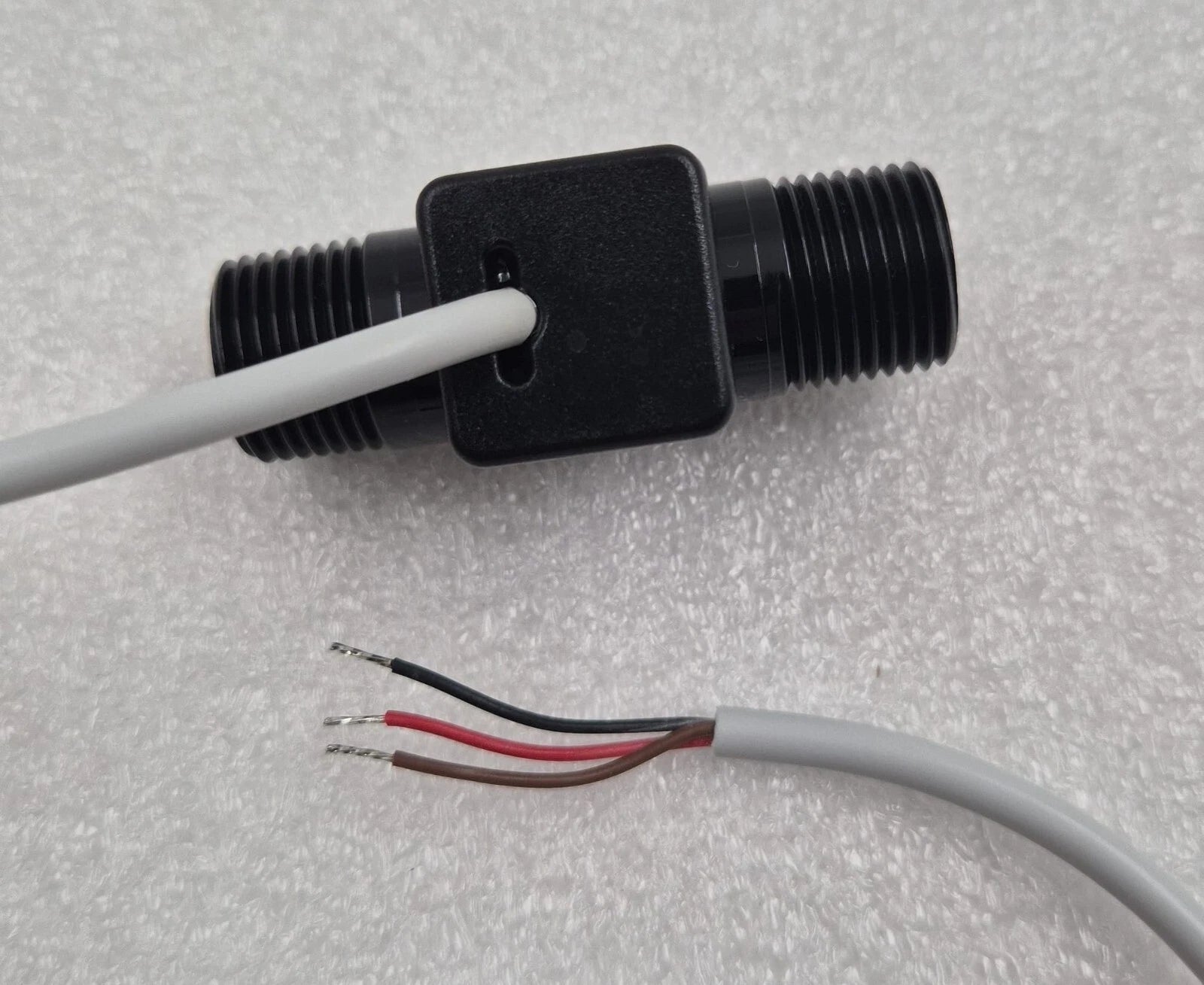 GEMS Sensors 173932-C Flow Rate Sensor Turbine 0.13-1.3 GPM Max Ft-110 3/8˝