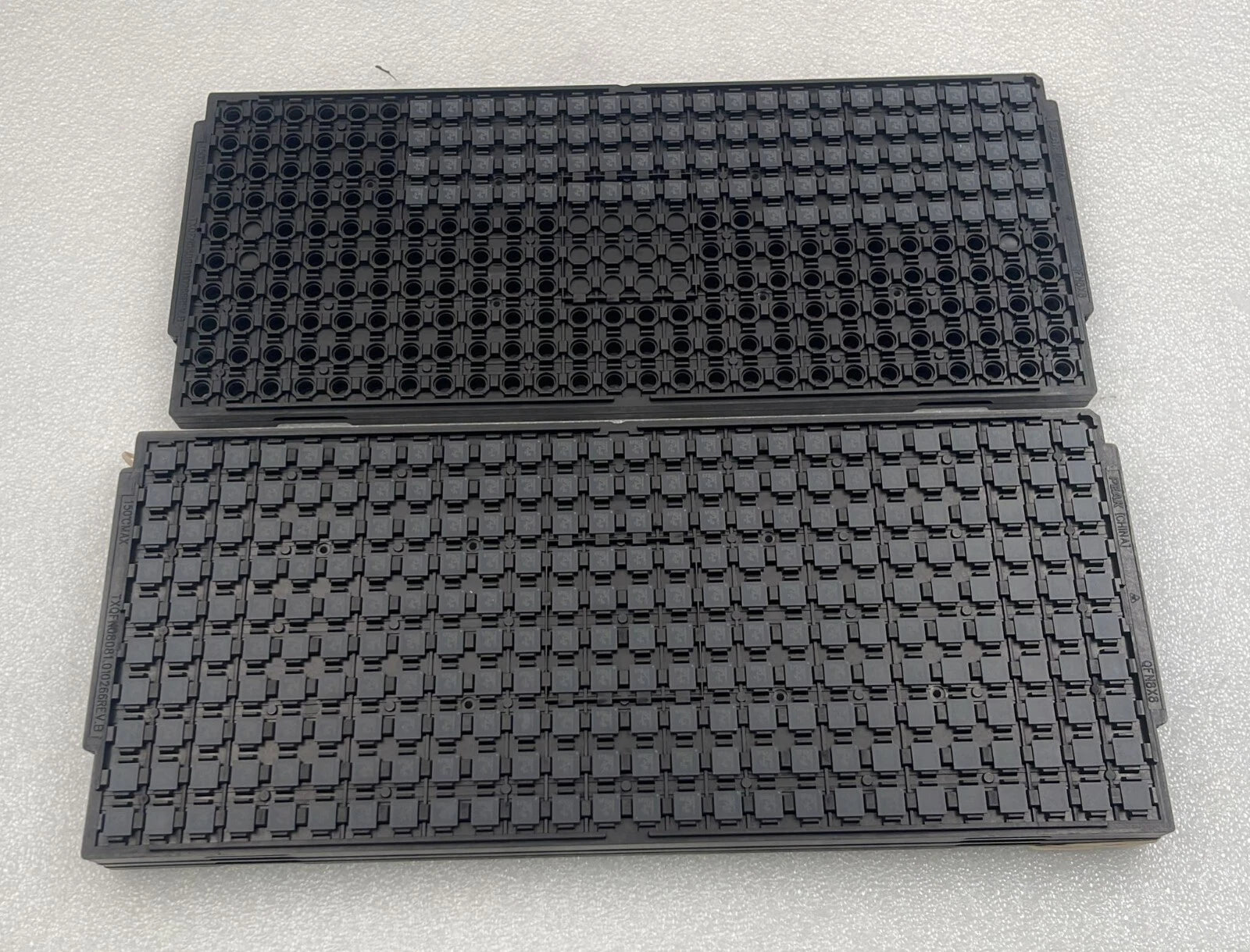 [LOT OF 4 PCS] CY8C5267LTI-LP089 Infineon Tech IC MCU 32Bit 128KB Flash 68QFN