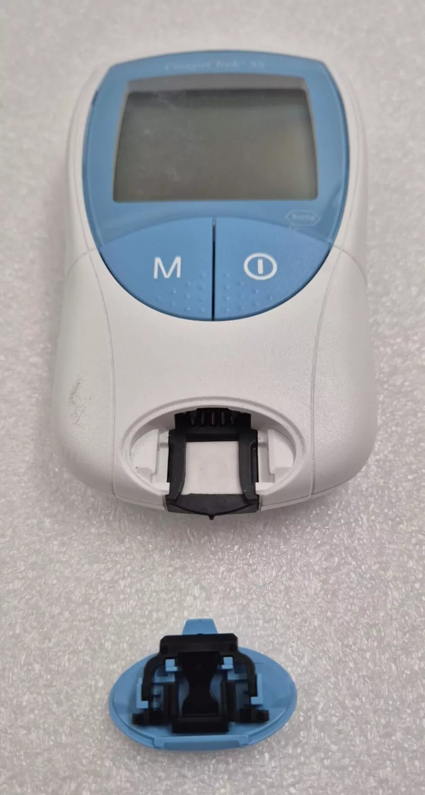 Roche CoaguChek XS Coagulation Meter Cat/Typ 03666794 W/ Case 2* Test Strips