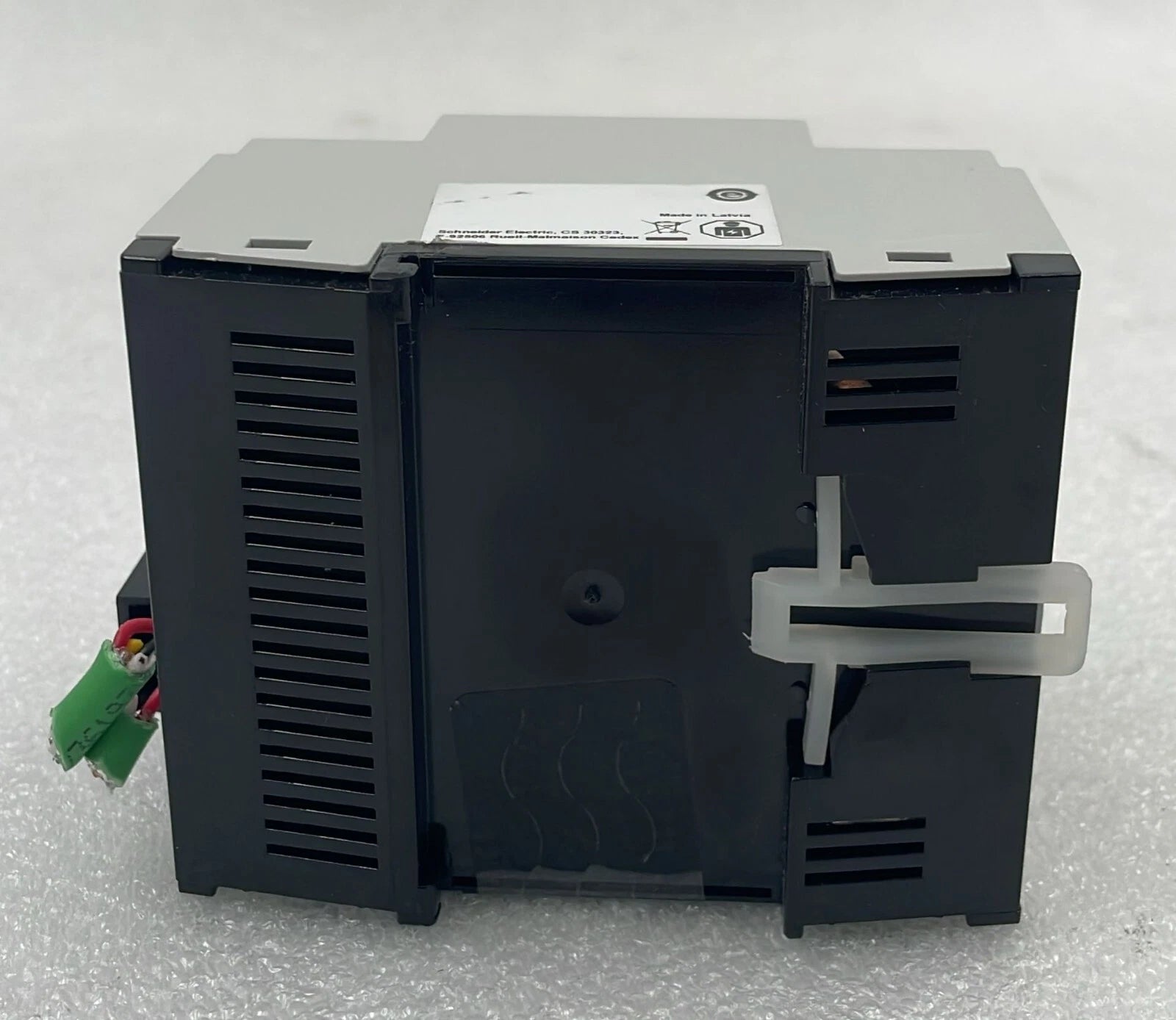 Schneider  MTN649804 Blind actuator with manual mode REG/K/4x/10 AC100-240V