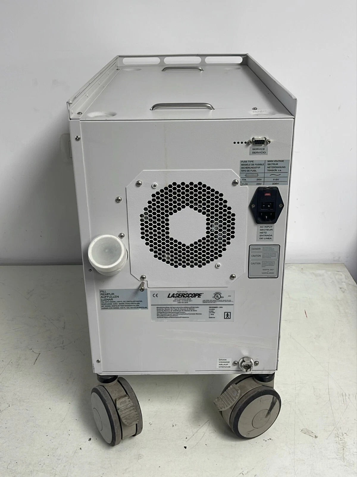 Laserscope Portable System 10-9220 External Laser Chiller 2004 for Aura i