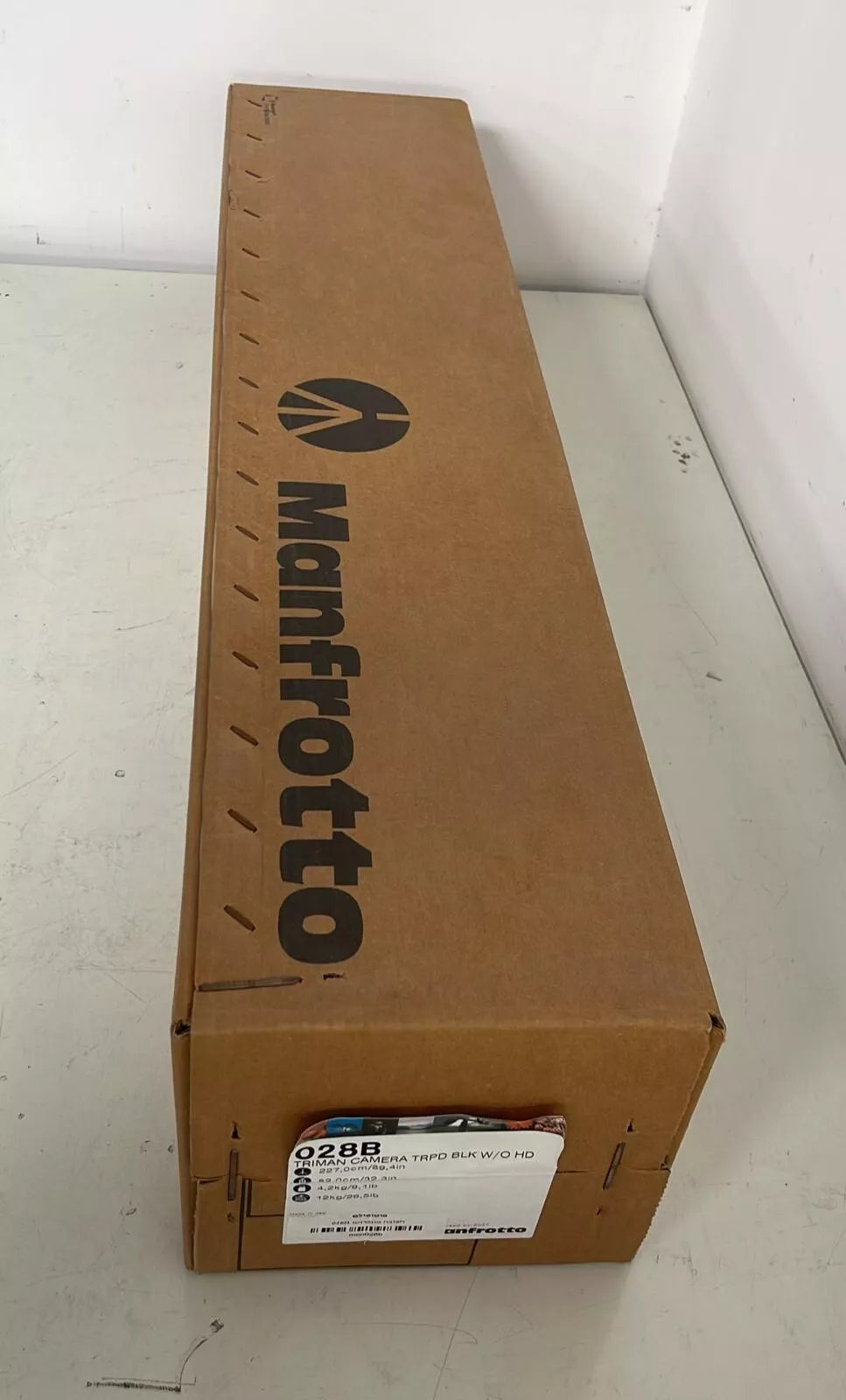 NEW - Manfrotto 028B Camera Tripod 3-Section TRIMAN CAMERA TRPD BLK W/O HD