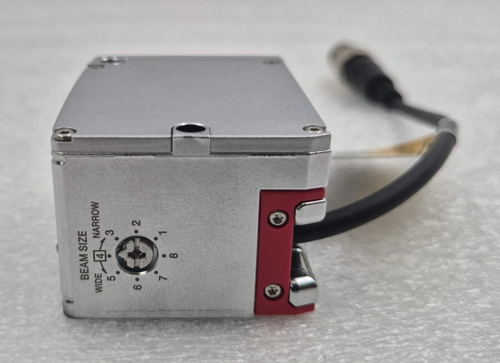 KEYENCE LR-TB5000C Laser Sensor Distance Detector 20-30VDC 1.0mW 660nm IO-Link