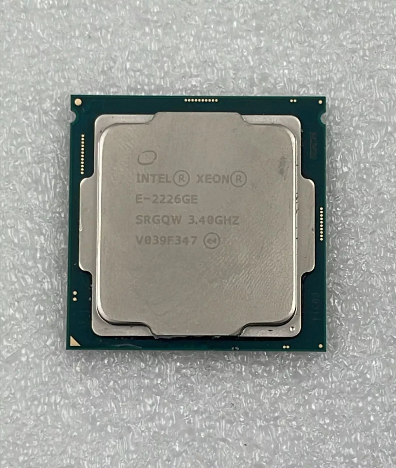 Intel Xeon E-2226GE SRGQW 3.4GHz LGA 1151 DDR4 6-Core CPU Processor