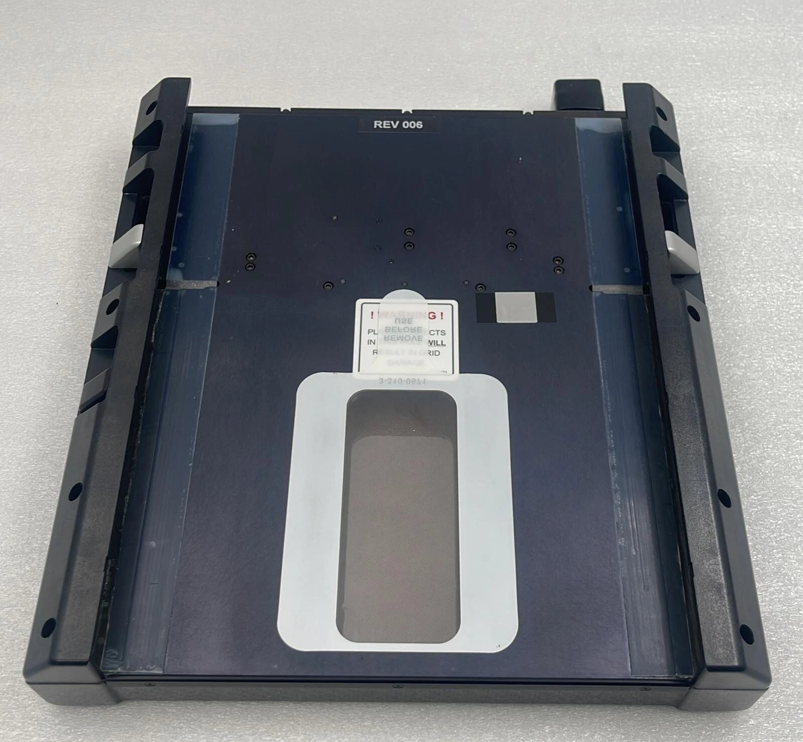 Hologic 18cm x 24cm HTC Grid System 4-000-0241RM LORAD Bucky Device 18x24 cm