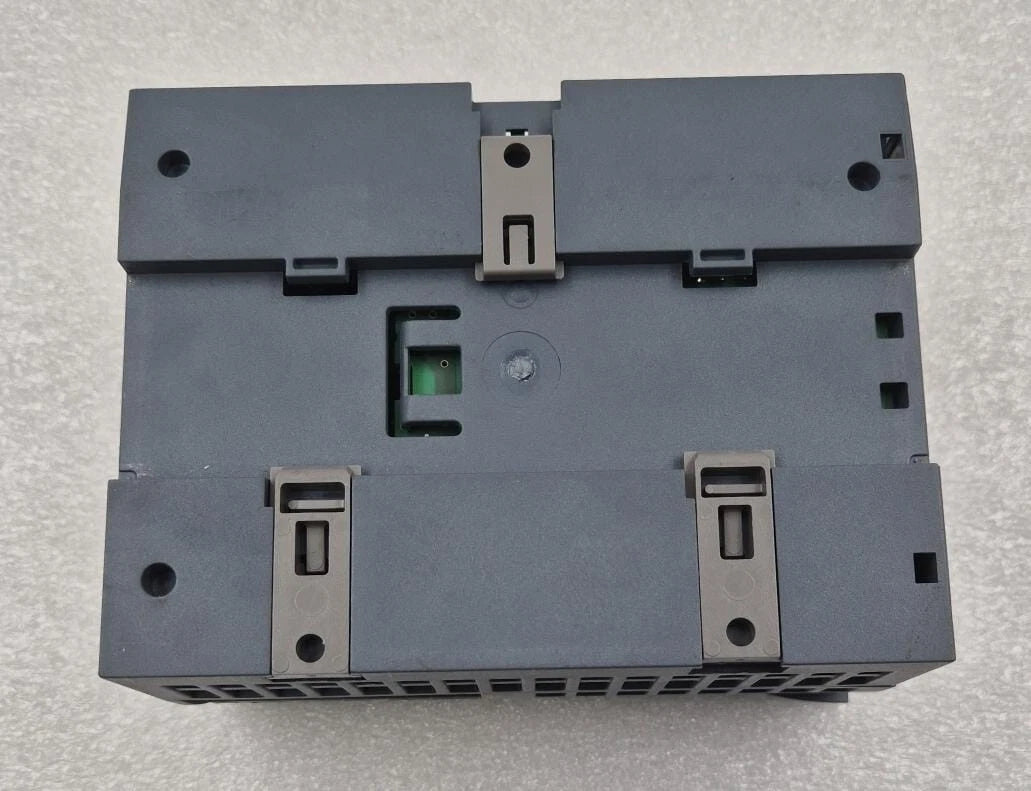 Siemens SIMATIC S7-1200 CPU 1215C 6ES7215-1AG40-0XB0 PLC