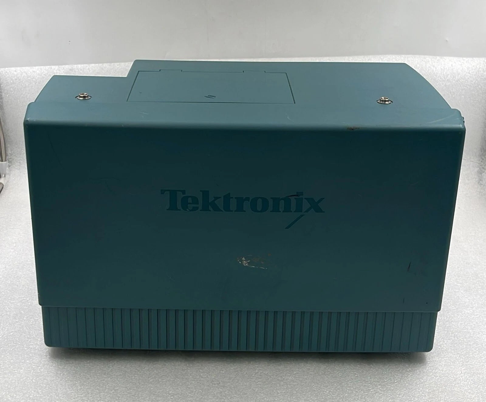 Tektronix TLA5202 68-Channels Logic Analyzer 2-GHz **AS IS
