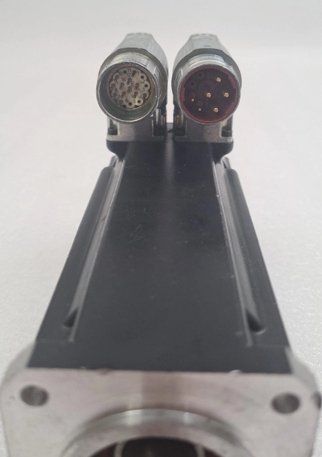 B&R Automation 8JSA24.E8080D100-0 Servo Motor 560VDC 8000rpm