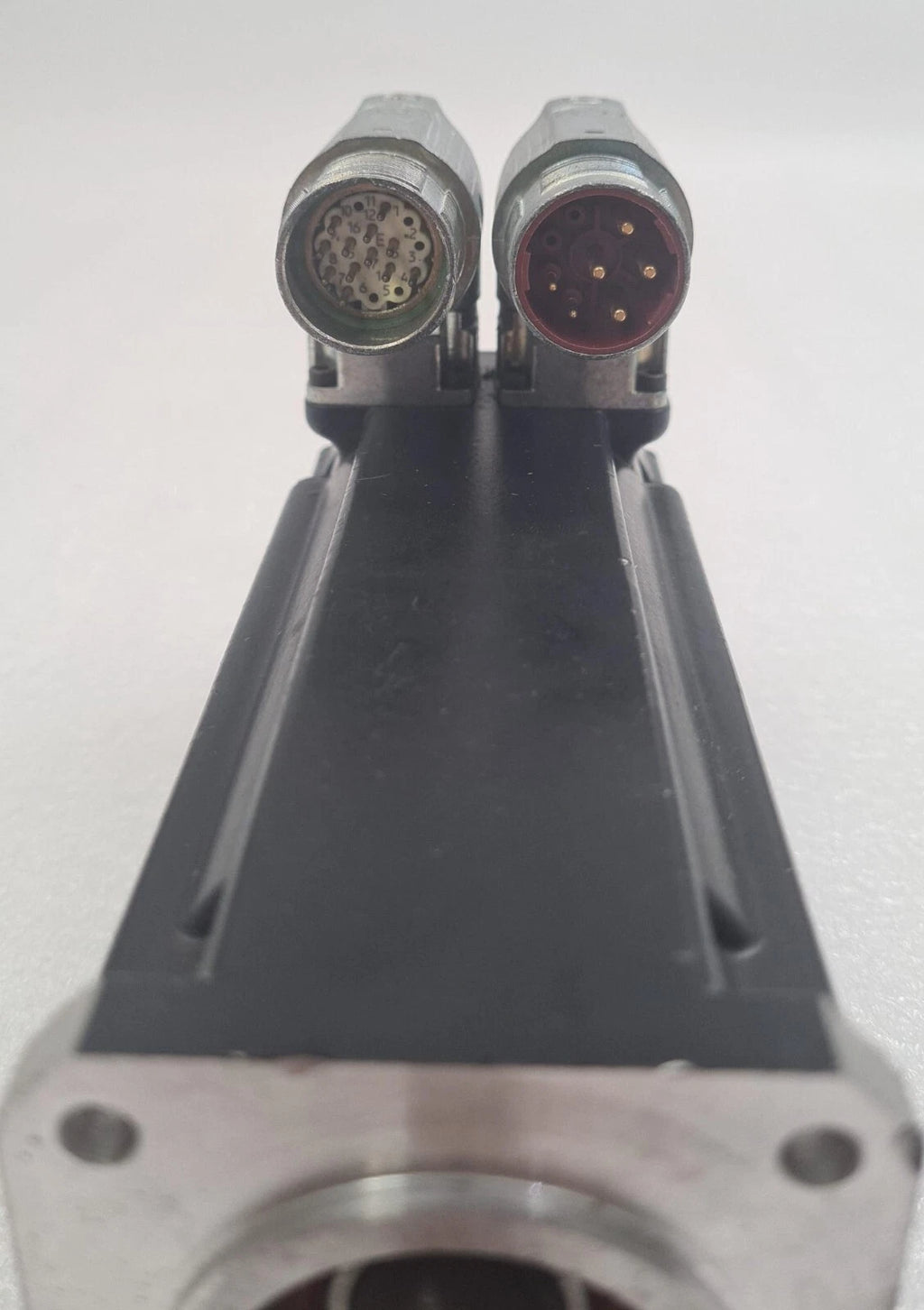 B&R Automation 8JSA24.E8080D100-0 Servo Motor 560VDC 8000rpm