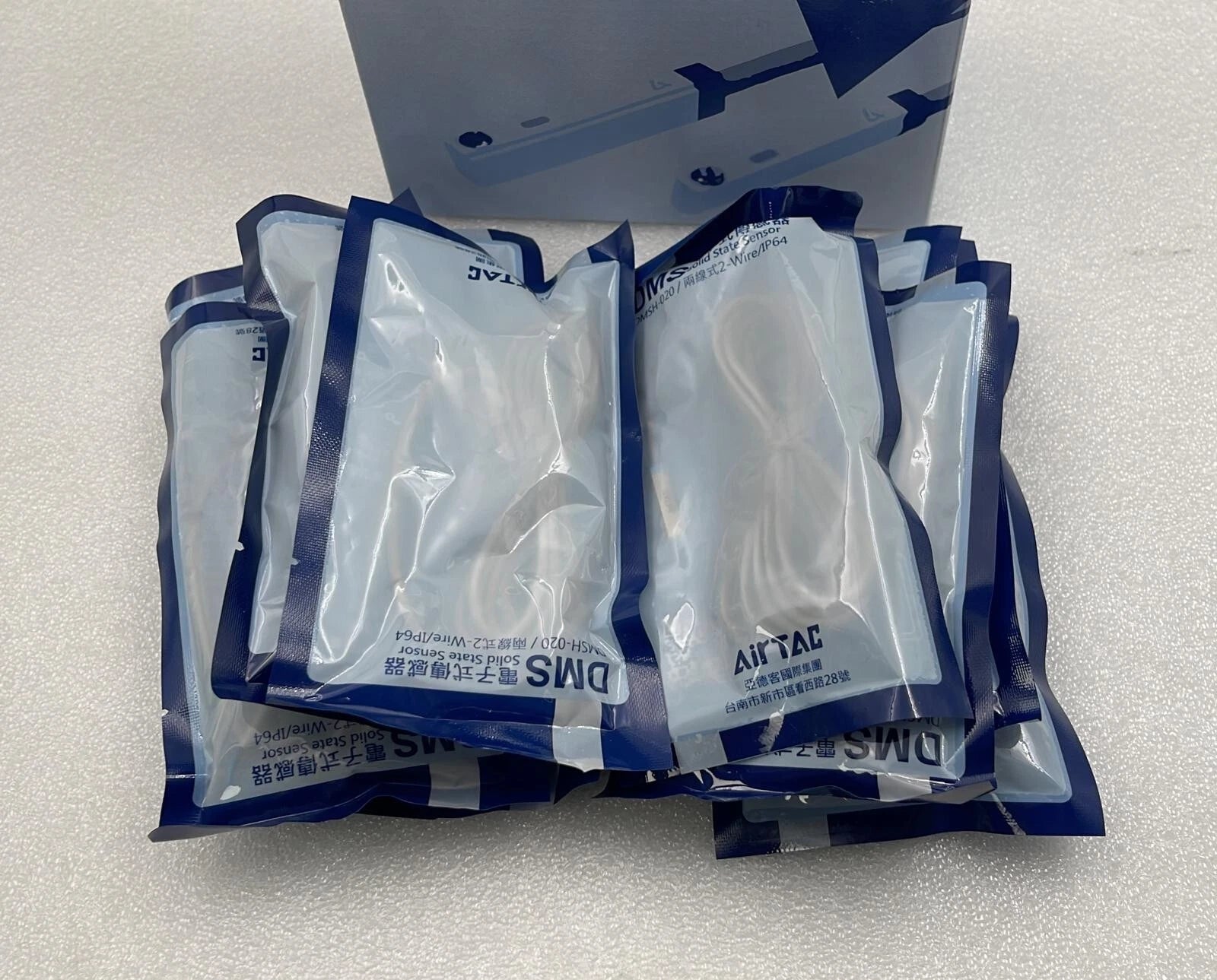 NEW - AirTAC DMSH-020 Solid State Sensor 2-Wire IP64  [1 pack - 10pcs]