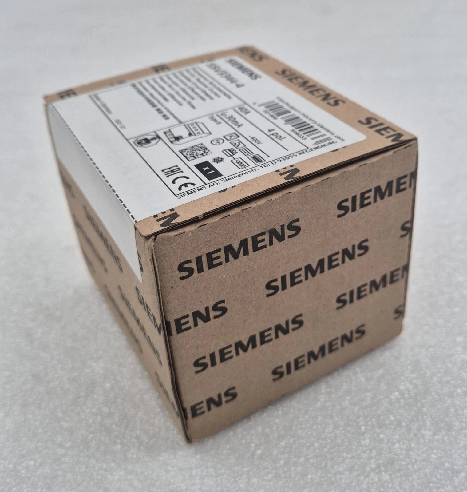 *NEW SEALED* SIEMENS 5SV3344-4 Operated Circuit-Breaker 4 pol. 40A 30mA Type B