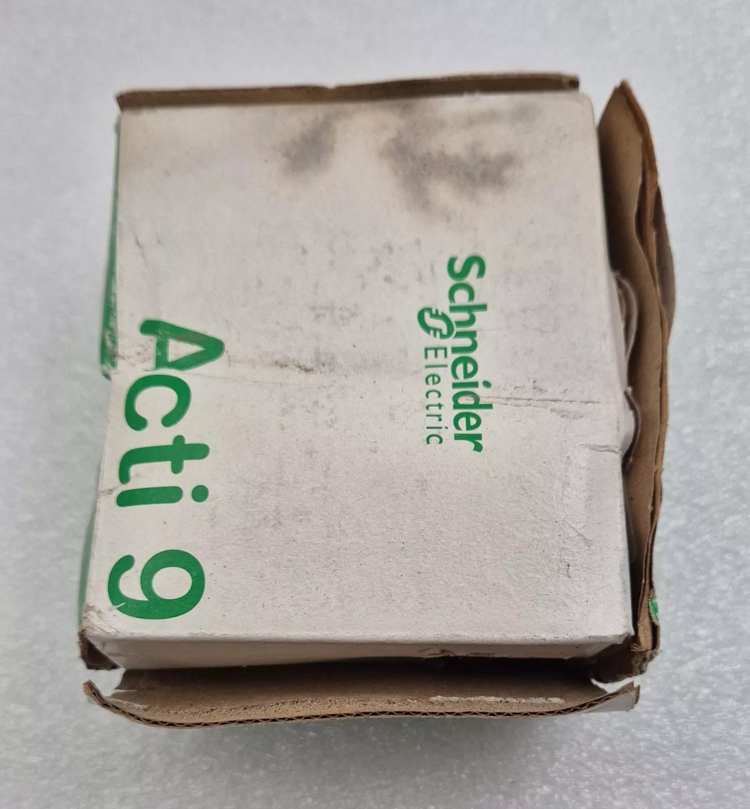 NEW - Schneider Electric Acti 9 iID A9R08263 Circuit Breaker 2P 63A 30mA-A 110V
