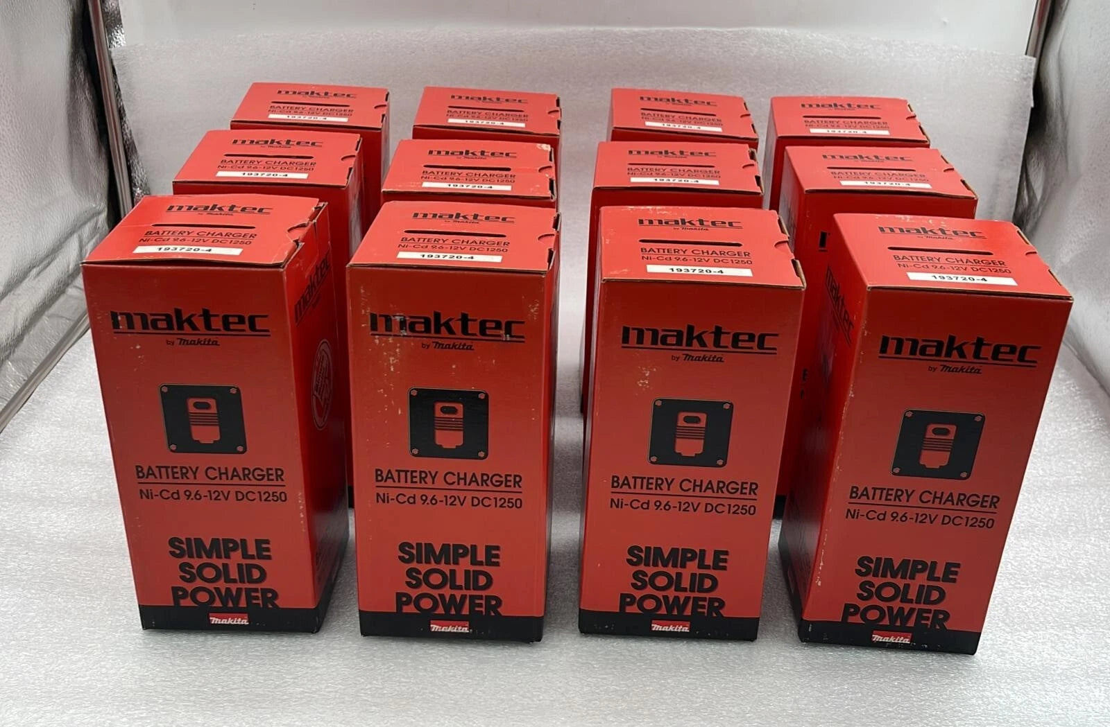 [LOT 12 PCS] Maktec By Makita DC1250 Ni-Cd 9.6-12V Battery Charger