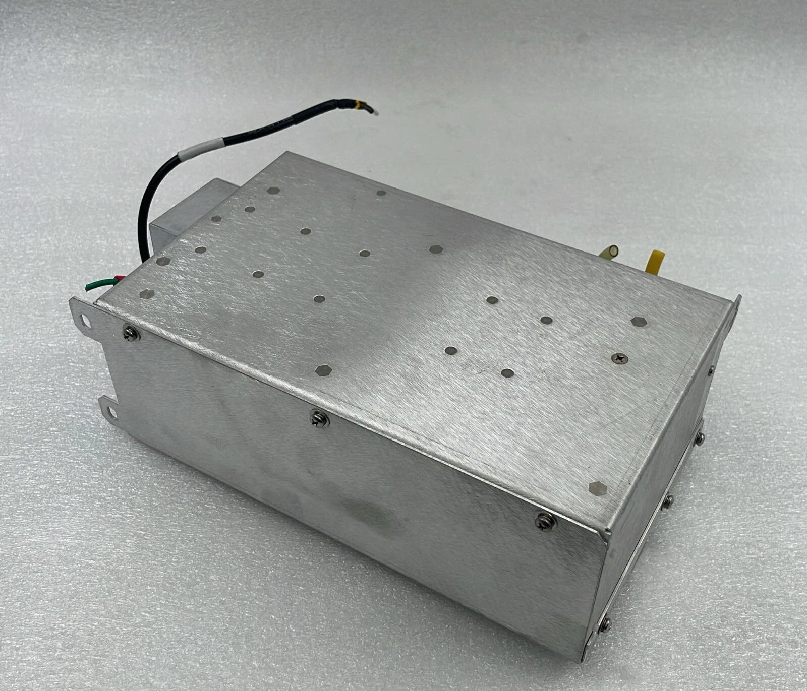 Lumenis Mini-IPL power supply bottom enclosure view