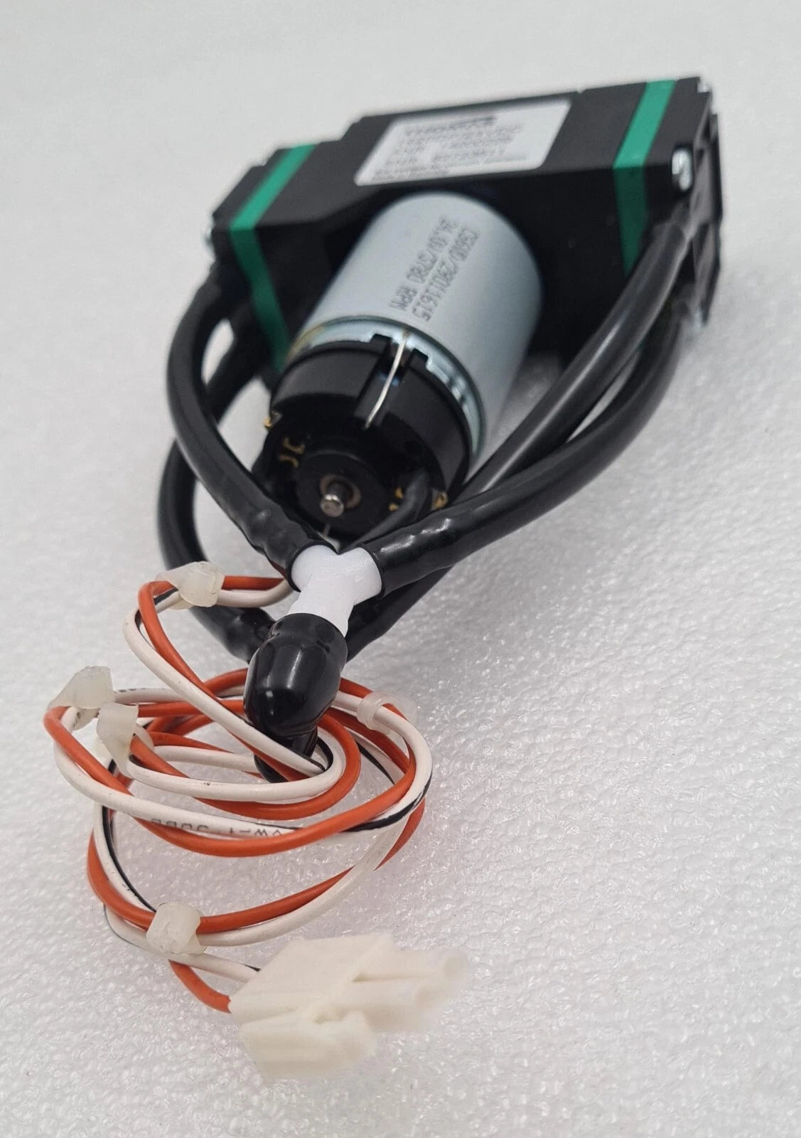 Thomas 1420DP 1420DP/24VDC 14200229 Miniature Pump 29011615 3780 RPM