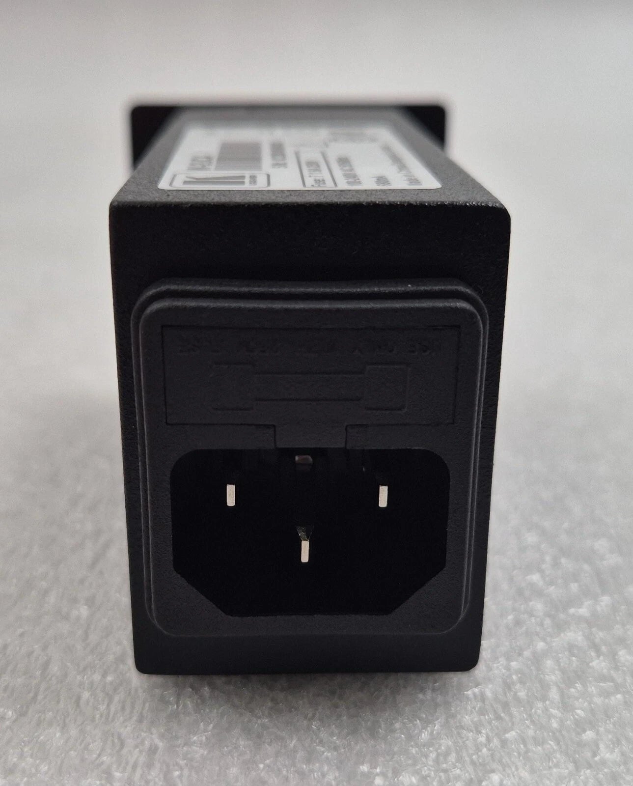 KRAMER W-2UCA(B) 80-00030590 Dual Insert USB Type A & C Charger **NEW**