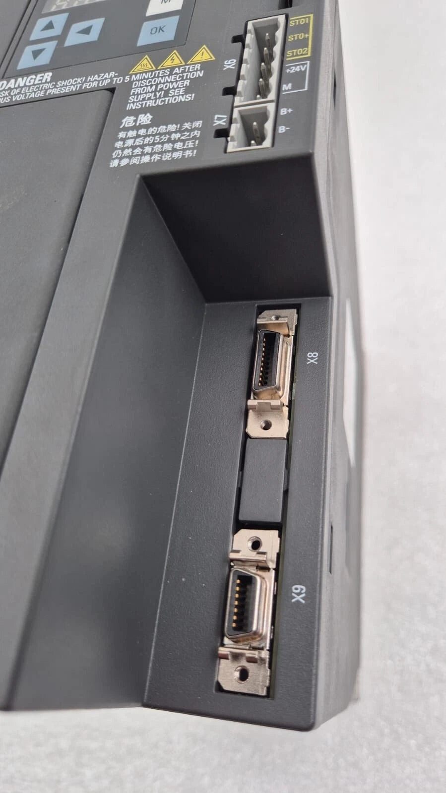 SIEMENS SINAMICS V90 PROFINET 6SL3210-5FE11-5UF0 PLC Drive 380-480V 1.5/1.75kW