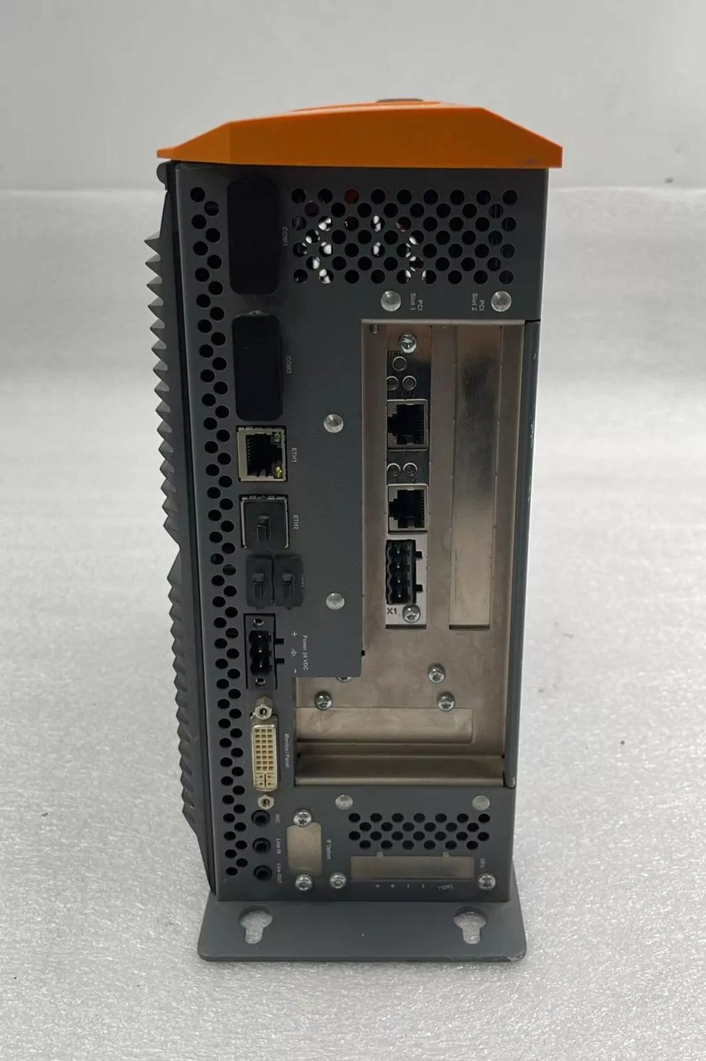 B&R Automation PC 5PC600.SX02-01 5P62 424410.002-00 Industrial Computer