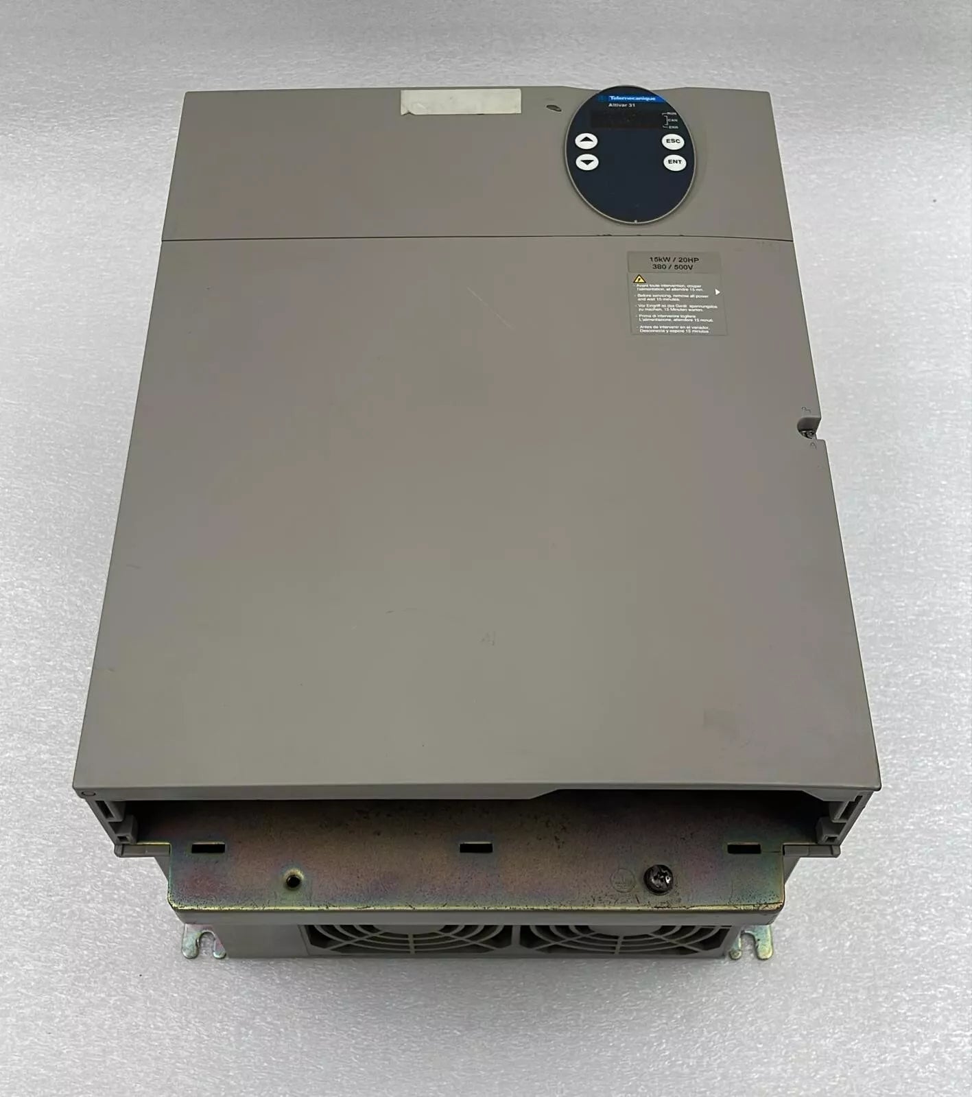 Schneider Telemecanique Altivar 31 ATV31HD15N4 V1.2 IE03 15kW 20HP Drive