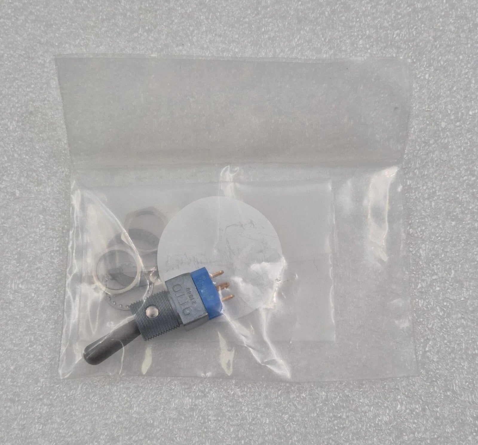 [LOT 4] NEW - OTTO 21649 MS90310-231 TOGGLE SWITCH PANEL MOUNT-THREAD 2-Position