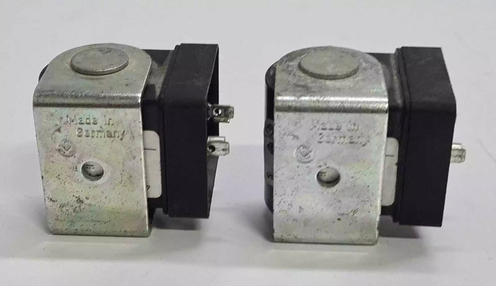 [LOT OF 5] AUK Muller SVGW 93296 24V V 24-022 5698 247 Solenoid Coil