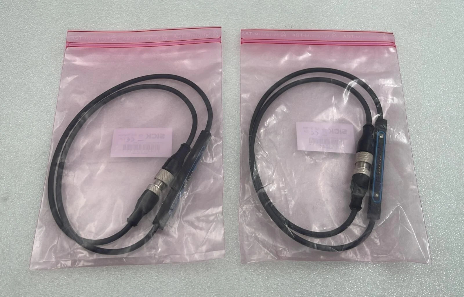 [LOT 2 PCS] NEW - SICK Steckeradapter 2046454 HG L350