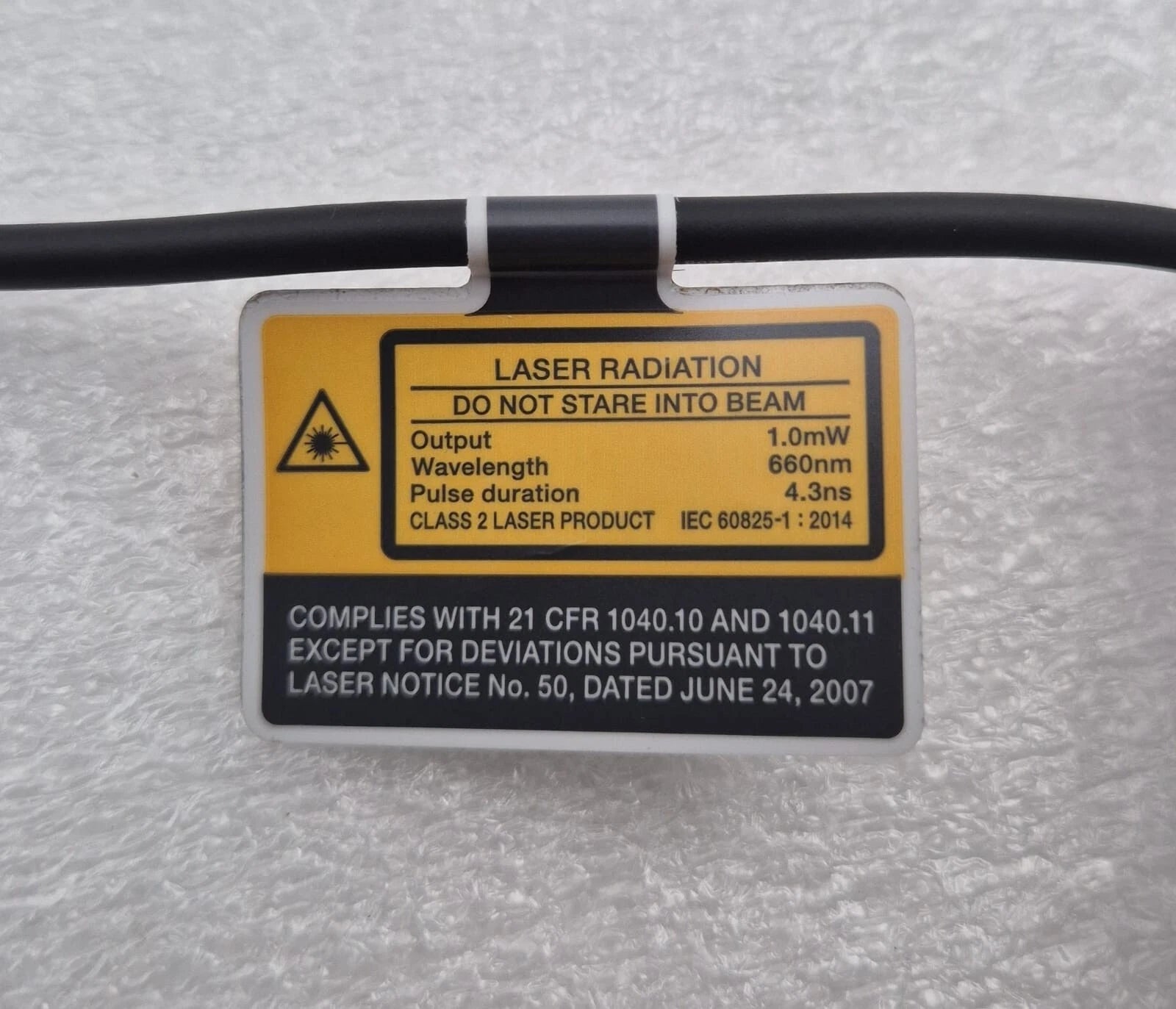 KEYENCE LR-TB5000C Laser Sensor Distance Detector 20-30VDC 1.0mW 660nm IO-Link