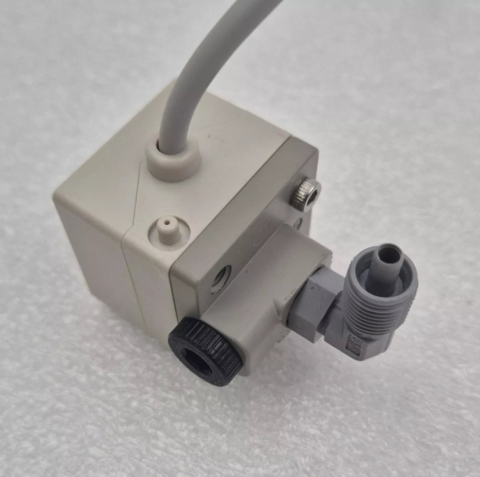 [LOT 4] KITA KP25C-01-F3 High Precision Digital Pressure Sensor Switch 12-24VDC