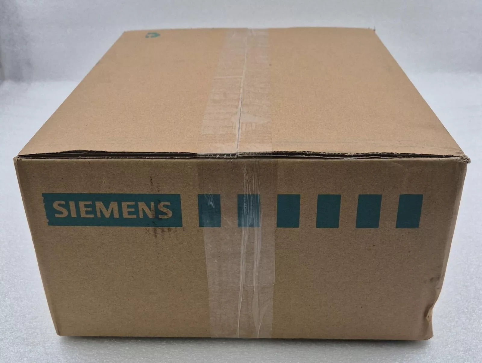 SIEMENS 7SJ8011-1EB90-1FA0/DD CC OVERCURRENT PROTECTION Relay SIPROTEC *SEALED*