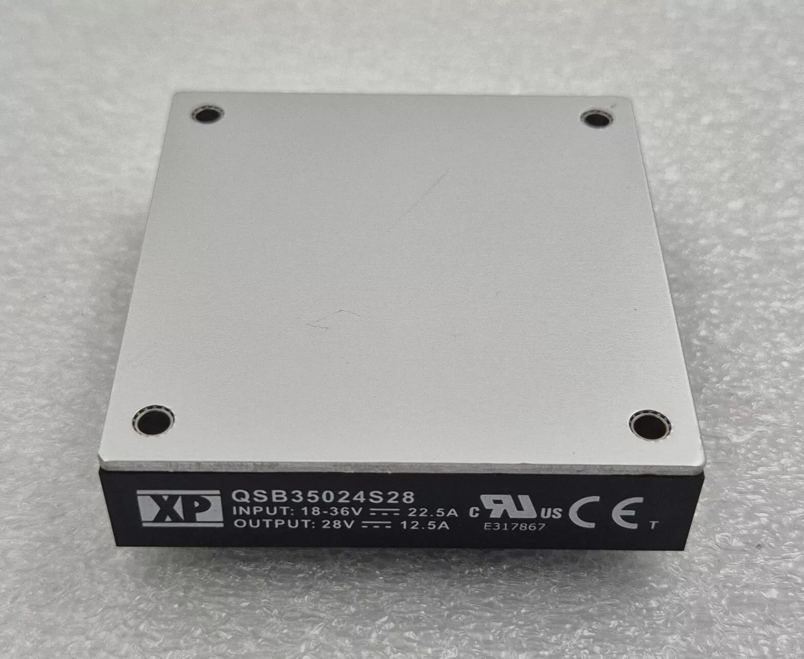 NEW - XP Power QSB35024S28 350W 18-36V 22.5A 28V 12.5A DC-DC Converter