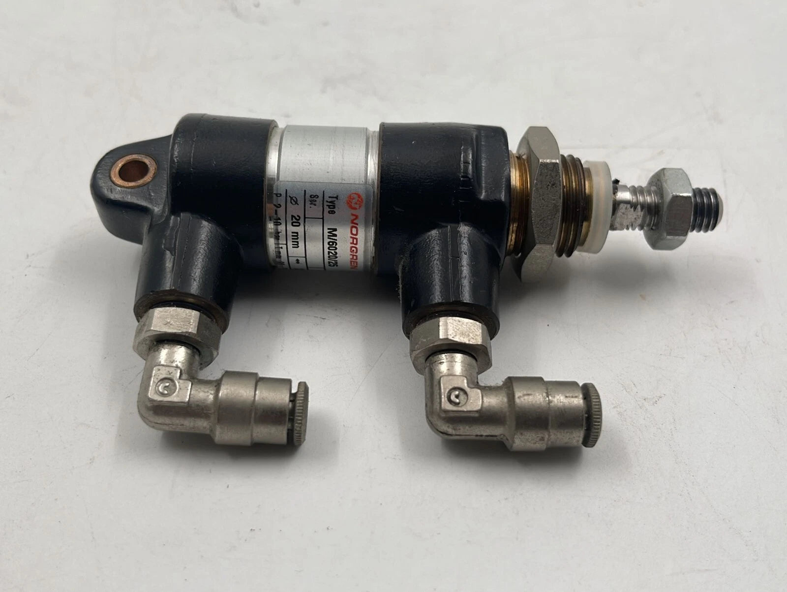 Norgren M/6020/25 Double-acting cylinder ø20mm