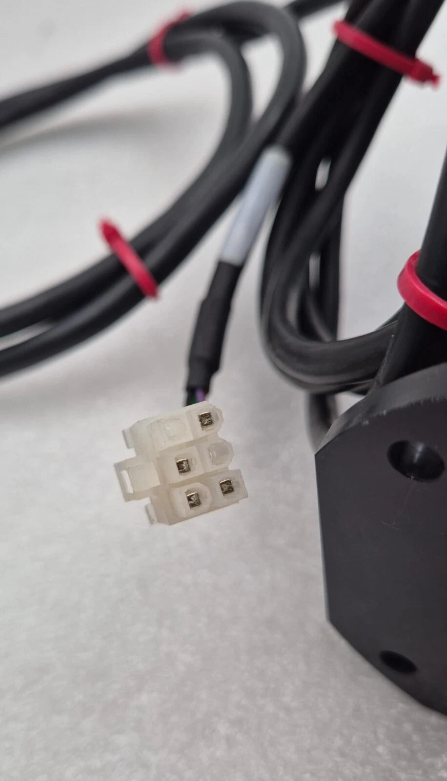 KOLLMORGEN VLM21G-DLN2-30 Brushless Servomotor & MICRON X-TRUE 40 XT040 Gear 5:1