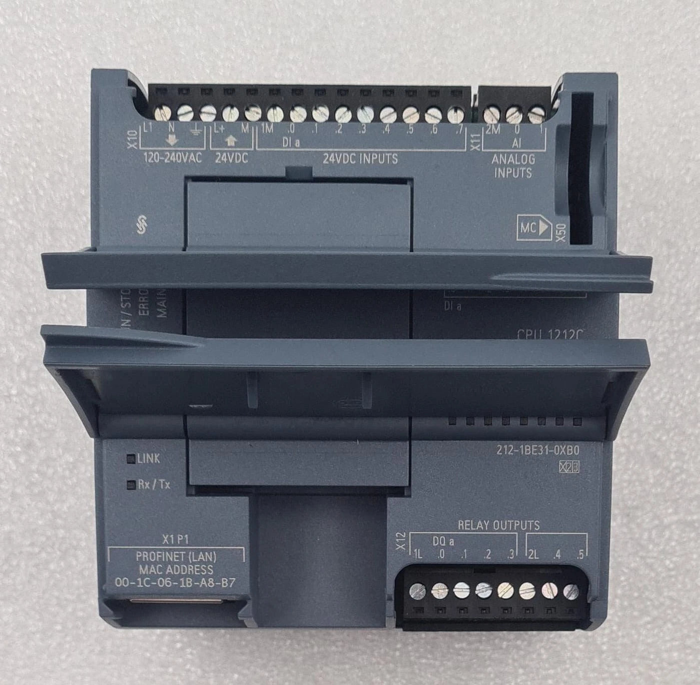 NEW - SIEMENS SIMATIC S7-1200 CPU 1212C AC/DC/RLY 6ES7 212-1BE31-0XB0 Module