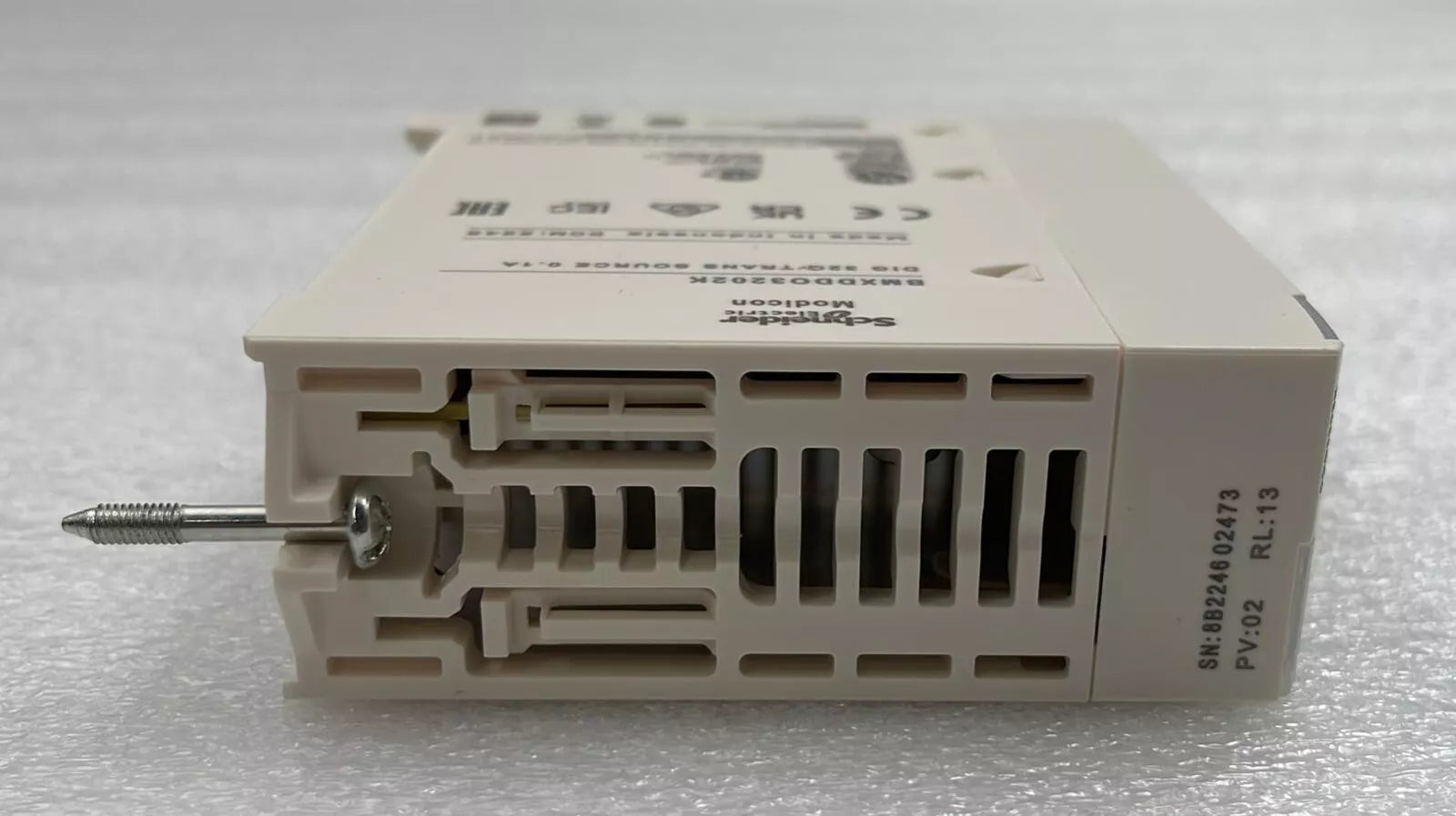 NEW - Schneider BMXDDO3202K Modicon DIG 32Q Trans Source 0.1A 391047